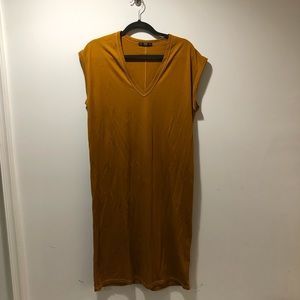 Zara Below the knee T-shirt dress